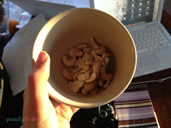snack-cashews