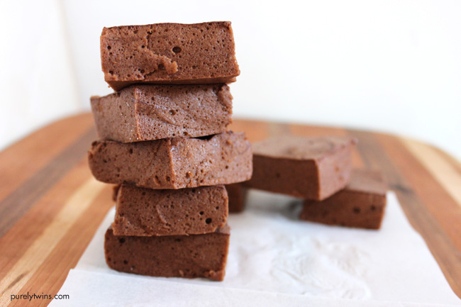 easy-healthy-good-for-you-low-sugar-chocolate-marshmallows-perfect-snack-paleo-gluten-free-grain-free-purelytwins