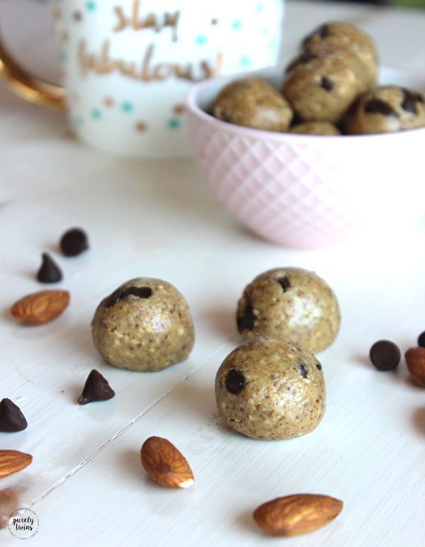 Almond Butter Chocolate Chip Energy Balls - Sweet, easy, no bake, healthy, and packed with protein. No flour. No eggs. Oat-free! No refined sugar. Paleo and vegan friendly recipe. Kids approved. Learn how to make this gluten-free protein bites including a step by step video. 
