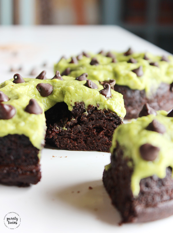 Baked chocolate mint brownie donuts - ready in under 15 minutes! Quick, easy and so soft with few ingredients to bake these unbelievably good donuts that are baked not fried and topped with a creamy, thick avocado mint glaze. 