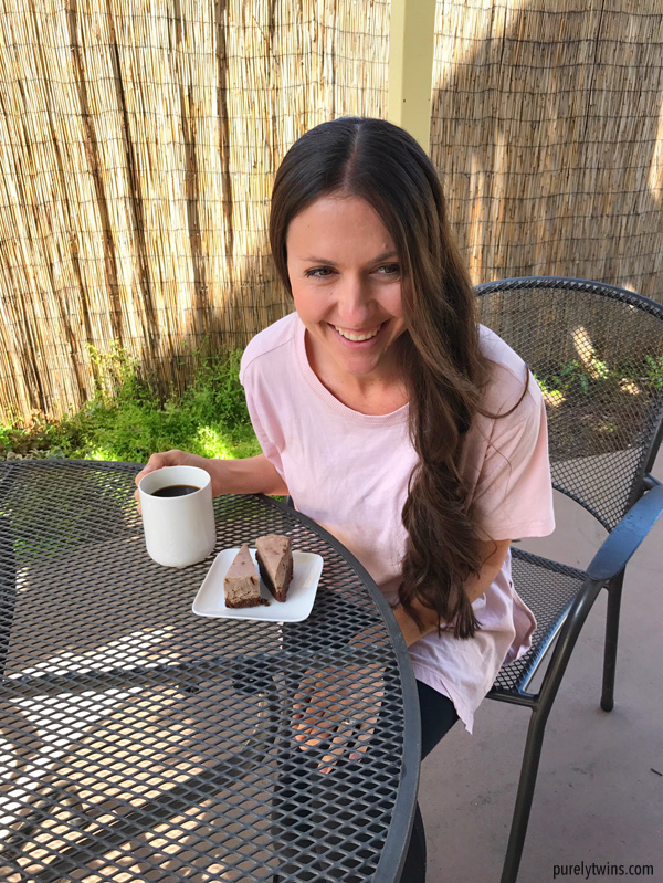 Healthy living life coach eating coffee and dessert