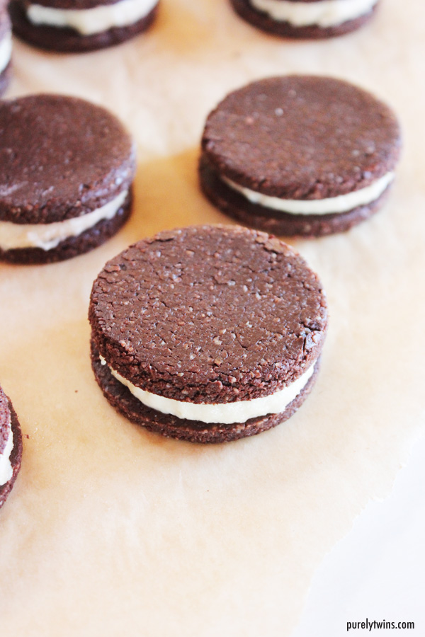 Raw Oreo Cookies! A FUN Twist On The Classic Oreo. This recipe is raw, vegan, gluten free, grain free, soy free, dairy free, rich, creamy and delicious! 